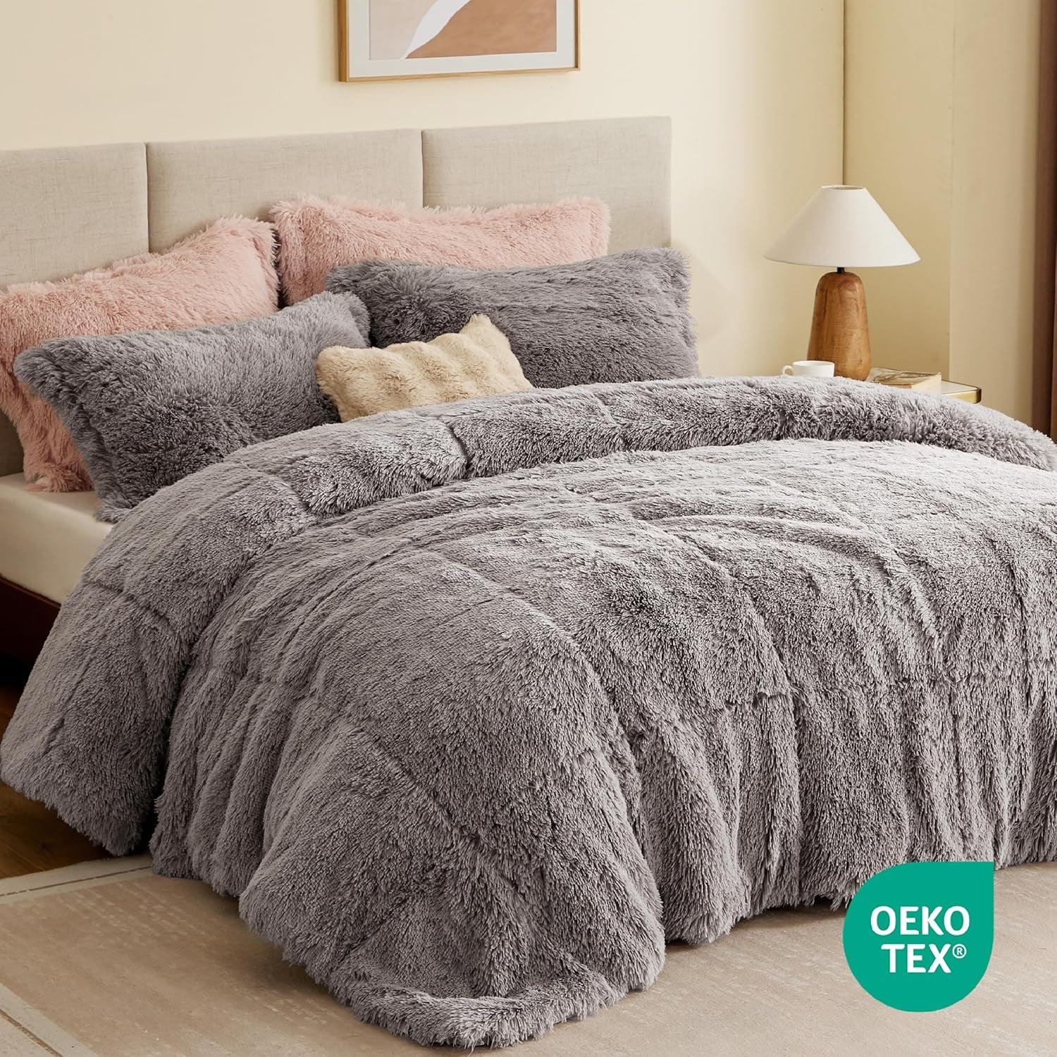 Hausora Bedroom Malea Shaggy Comforter Set, Long Faux Fur Cozy down Alternative, Modern Casual Ultra Soft All Season Fluffy Bedding with Matching Sham, King/Cal King, Grey 3 Piece