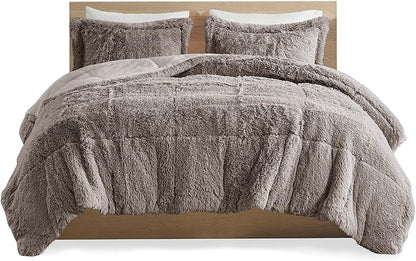 Hausora Bedroom Malea Shaggy Comforter Set, Long Faux Fur Cozy down Alternative, Modern Casual Ultra Soft All Season Fluffy Bedding with Matching Sham, King/Cal King, Grey 3 Piece